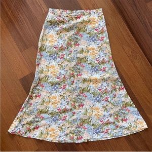 Reformation Bae skirt in floral , size 8